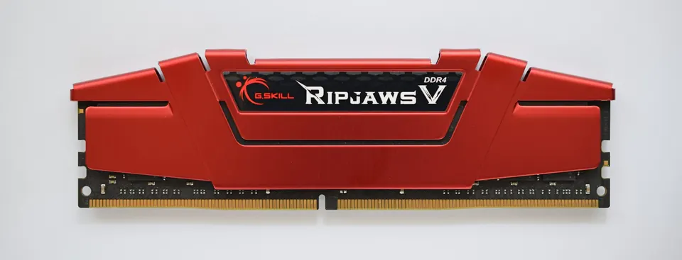 Reference photograph illustrating DDR4 Desktop Memory
