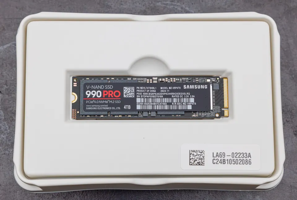 Reference photograph illustrating M.2 NVMe SSD